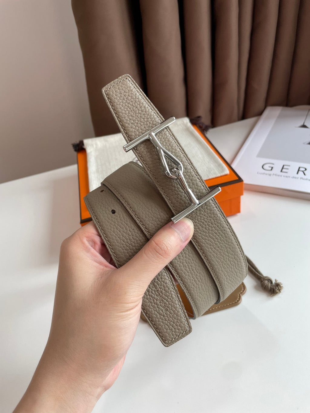 HERMES JUMBO BELT SILVER BUCKLE & REVERSIBLE CAMEL BROWN AND ORANGE LEATHER STRAP 32MM