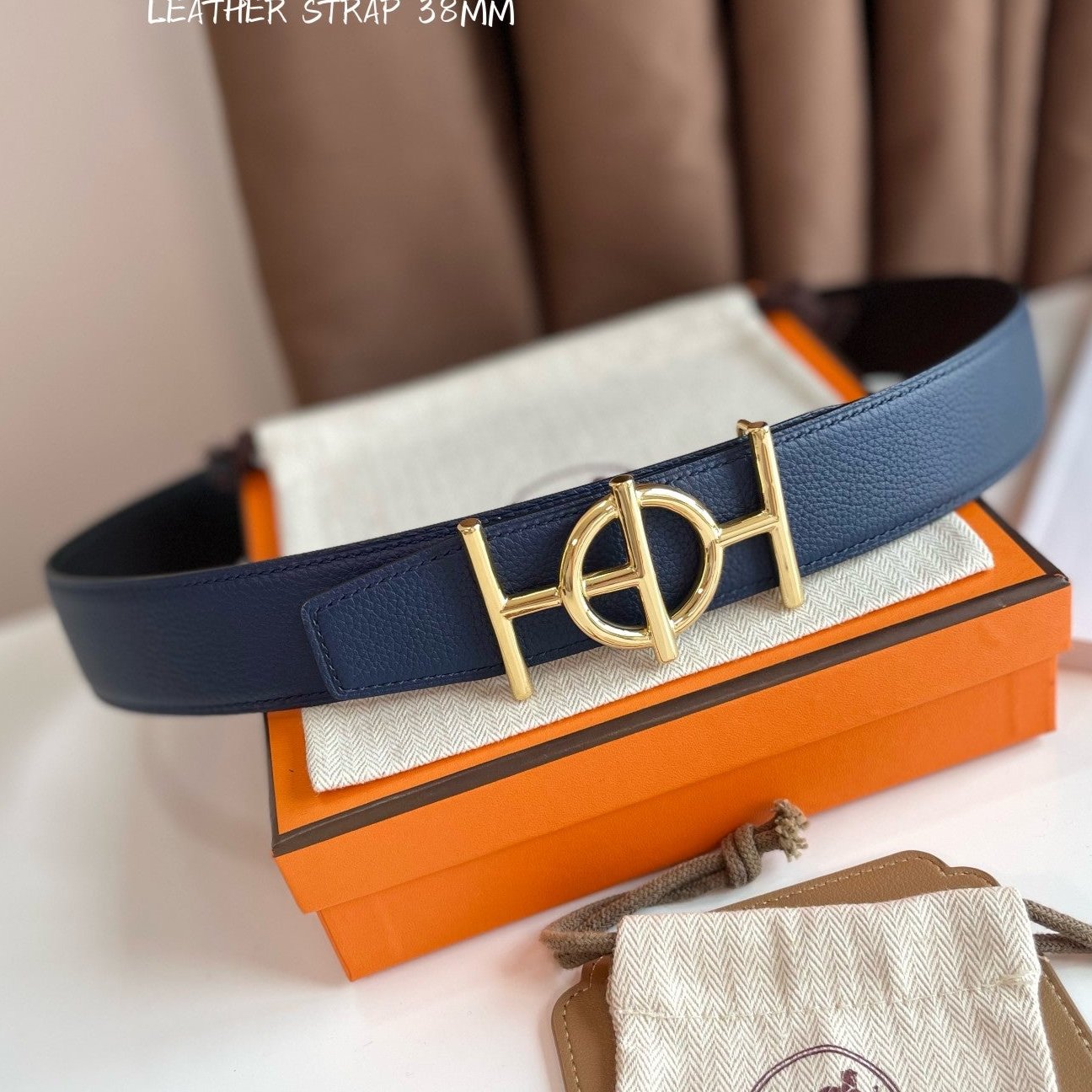 HERMES ULYSSE BELT BUCKLE & REVERSIBLE NAVY BLUE LEATHER STRAP 38MM GOLD HARDWARE