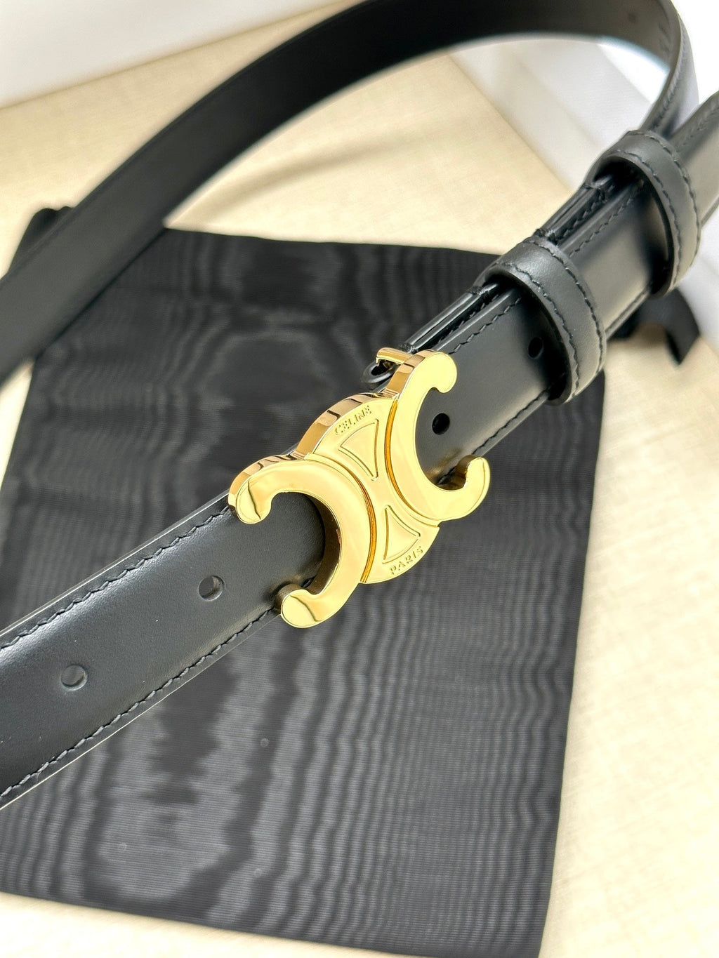 CELINE Medium Triomphe Belt 25mm Black Calfskin Ghw