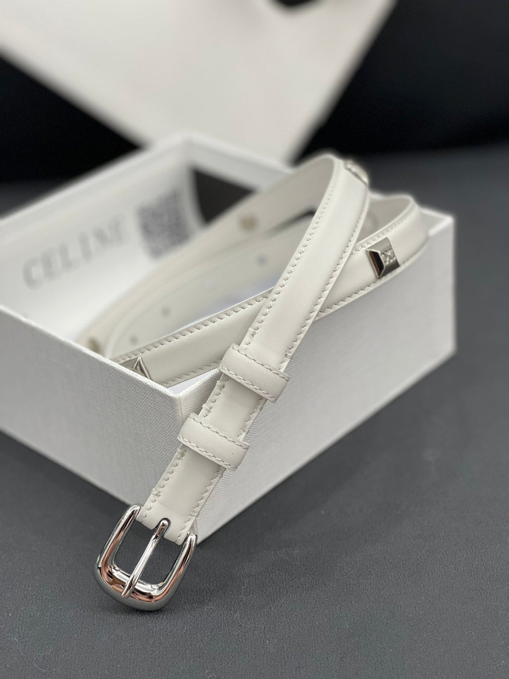 CELINE CL SMALL 18 MM TRIOMPHE BELT IN TAURILLON WHITE LEATHER SILVER HARDWARE