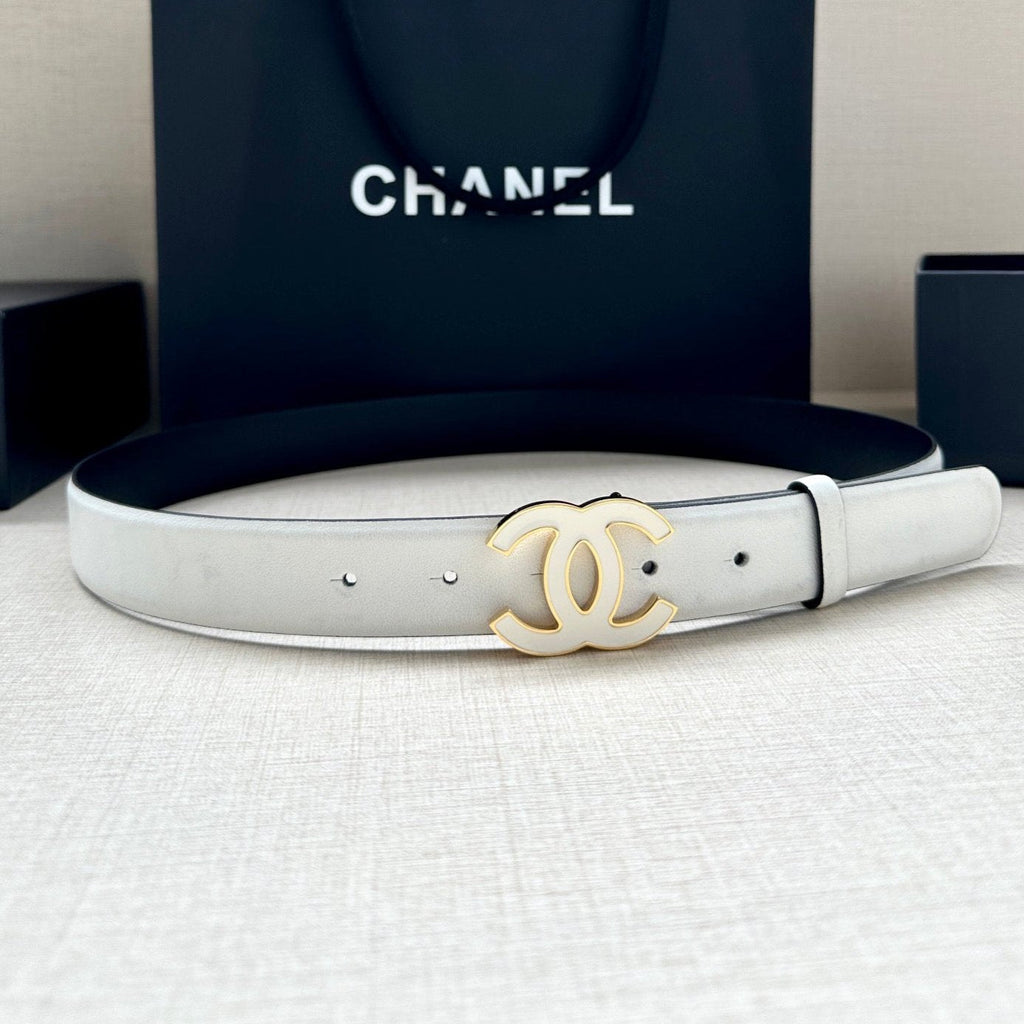 CHANEL 30MM BELT IN FULL WHITE SMOOTH CALFSKIN METAL HARDWARE