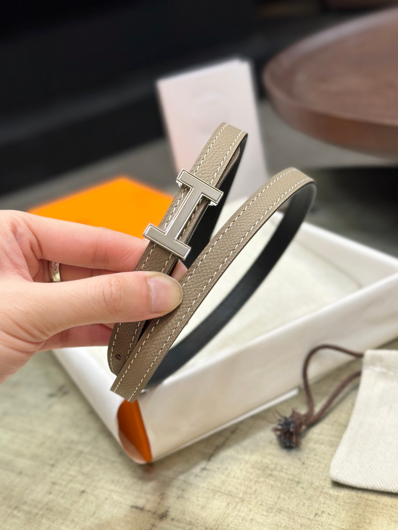 HERMES FOCUS BUCKLE & REVERSIBLE KHAKI BROWN AND BLACK LEATHER STRAP 13MM SILVER HARDWARE