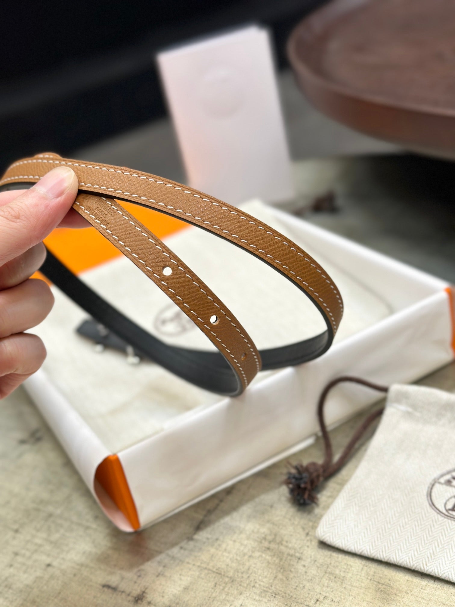 HERMES FOCUS BUCKLE & REVERSIBLE BLACK AND TAWNY BROWN LEATHER STRAP 13MM COPPER HARDWARE