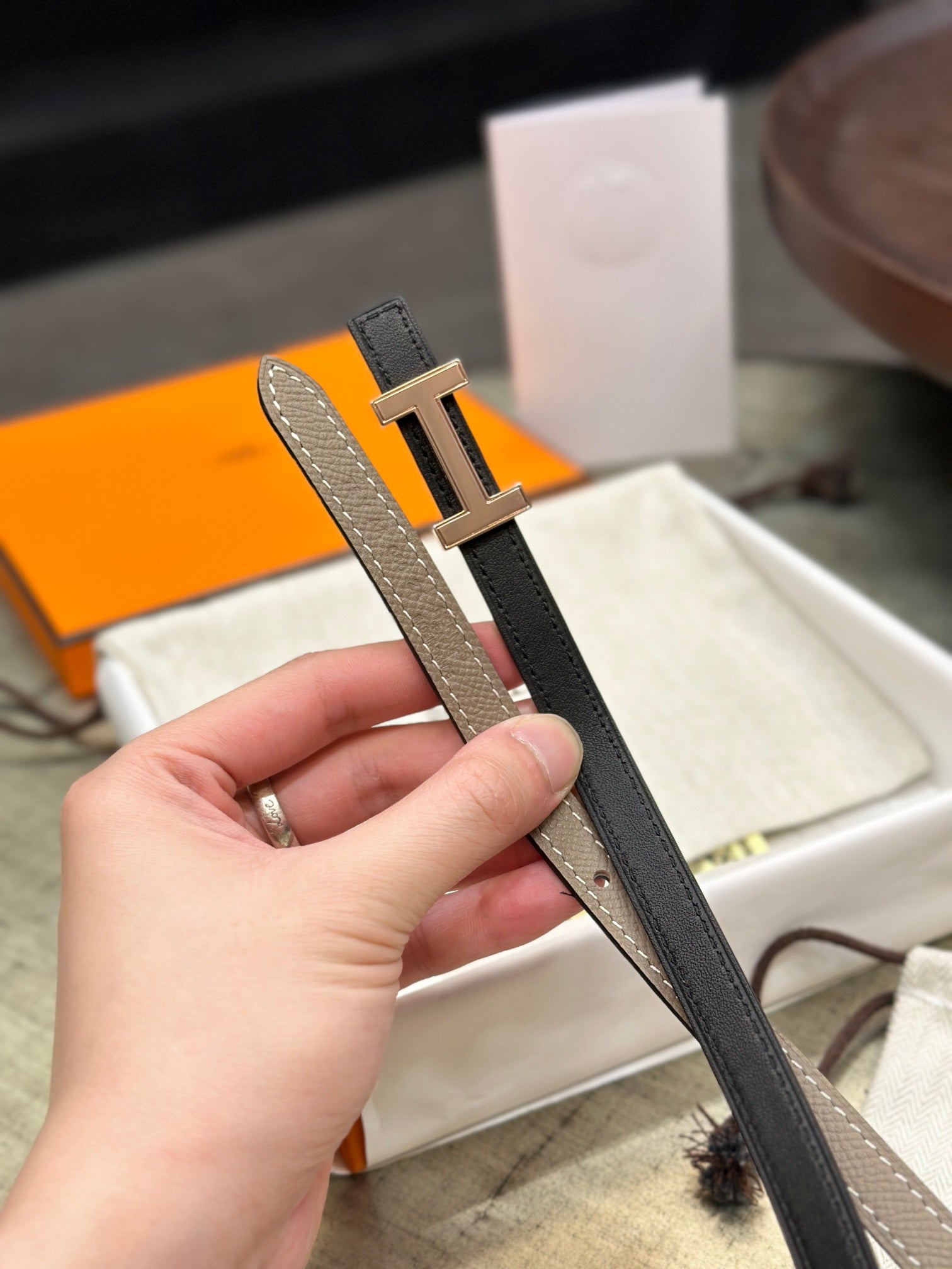 HERMES FOCUS BUCKLE & REVERSIBLE BLACK AND CAMEL BROWN LEATHER STRAP 13MM COPPER HARDWARE