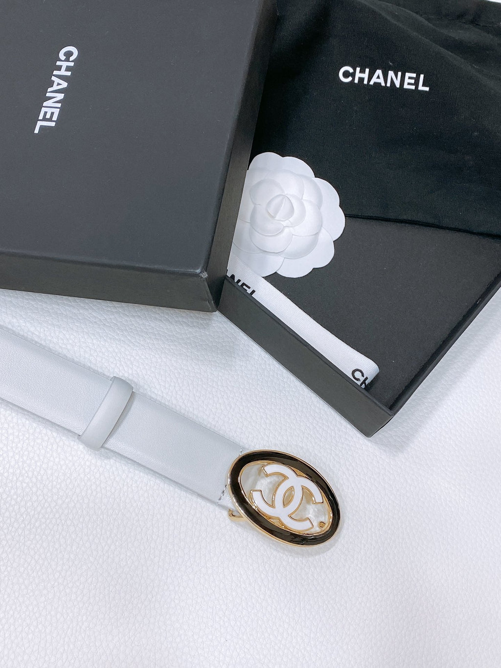 CHANEL 30MM BELT IN WHITE SMOOTH CALFSKIN WHITE MIX BLACK METAL HARDWARE
