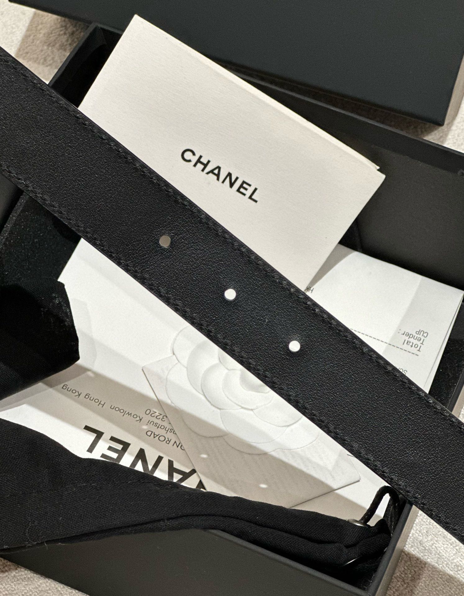 CHANEL DOUBLE C BELT 30MM IN BLACK CALFSKIN GOLD BUCKLE WITH EMBOSSED CHECK PATTERN