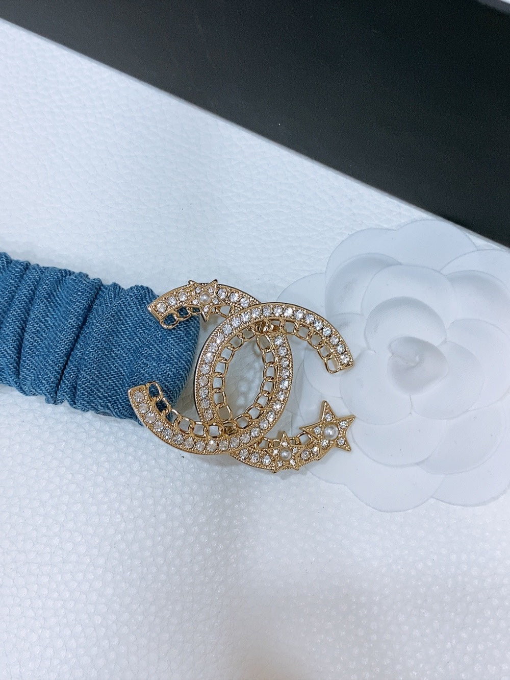 CHANEL DOUBLE C ELASTIC BELT 30MM IN BLUE DENIM GOLD CRYSTAL STAR EMBELLISHED BUCKLE