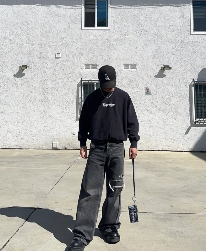 Supreme Washed Box Logo SS 25  Sweatshirt