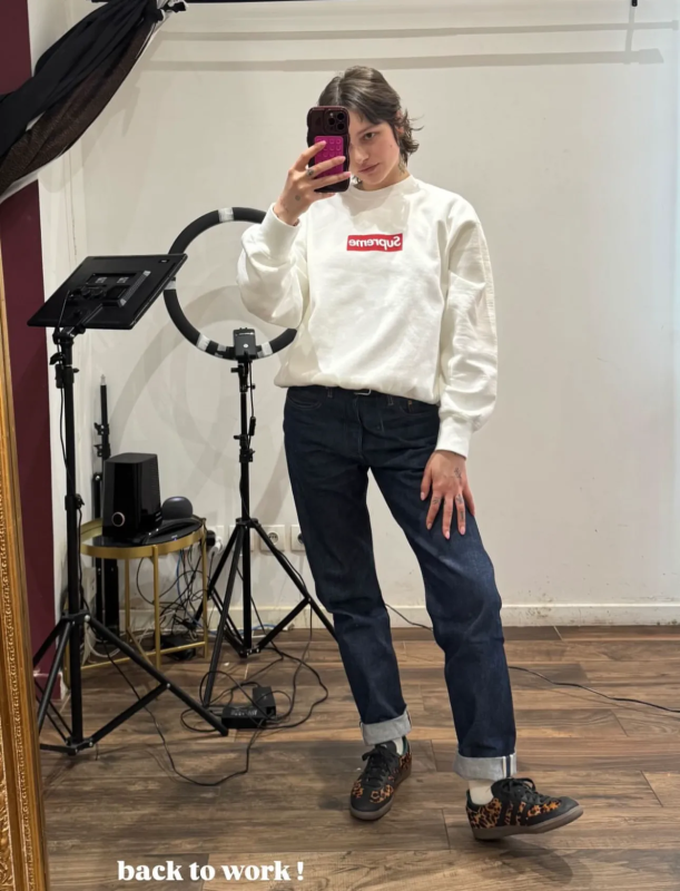 Supreme Washed Box Logo SS 25  Sweatshirt