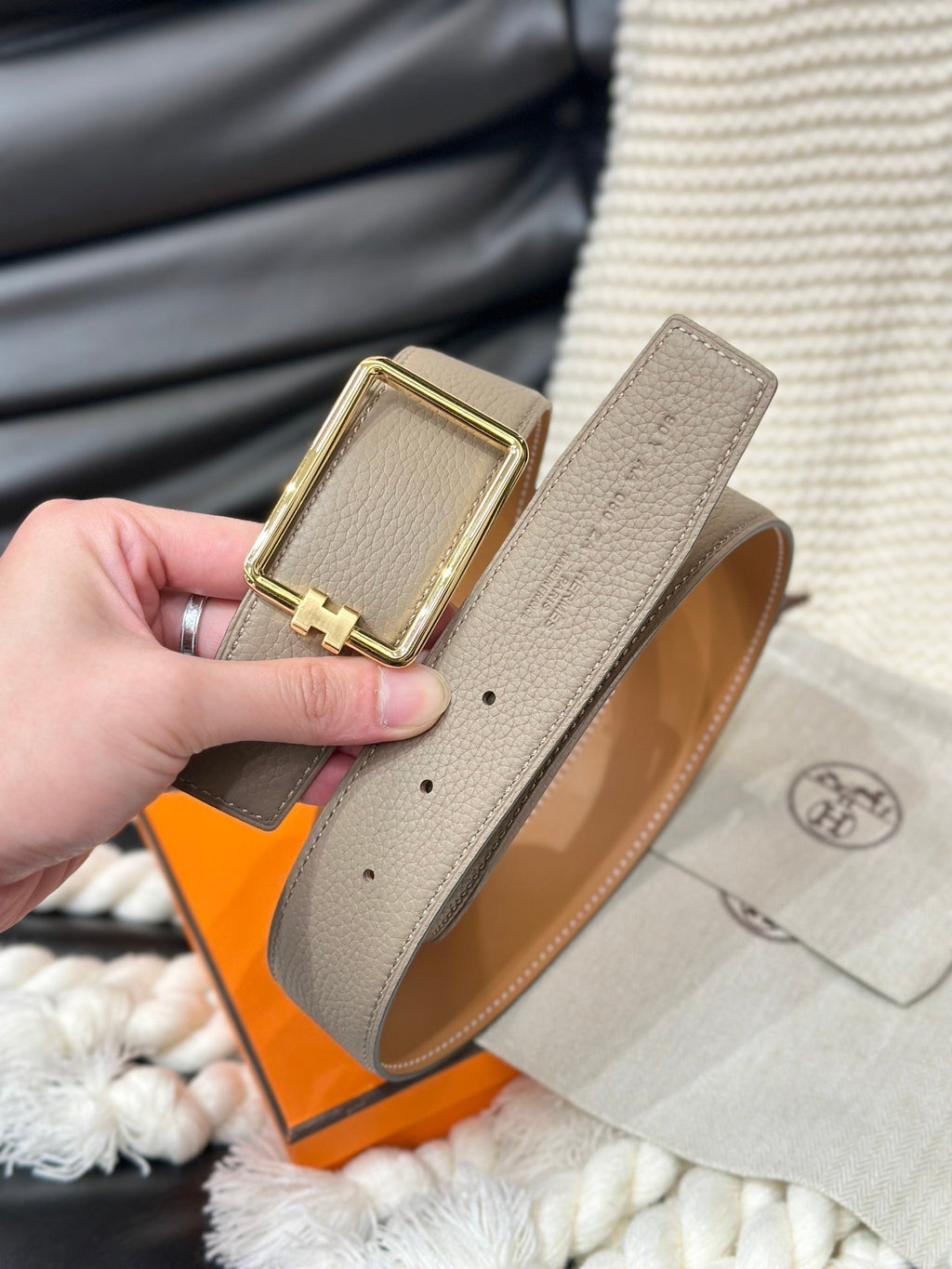 HERMES TUBE H BELT GOLD BUCKLE & REVERSIBLE HONEY ORANGE LEATHER STRAP 38MM
