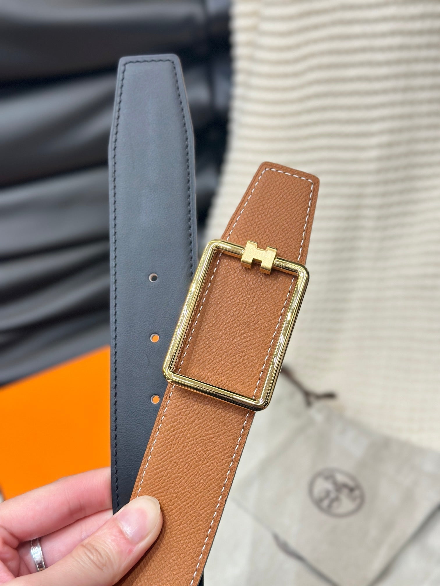 HERMES TUBE H BELT GOLD BUCKLE & REVERSIBLE GINGER ORANGE LEATHER STRAP 38MM