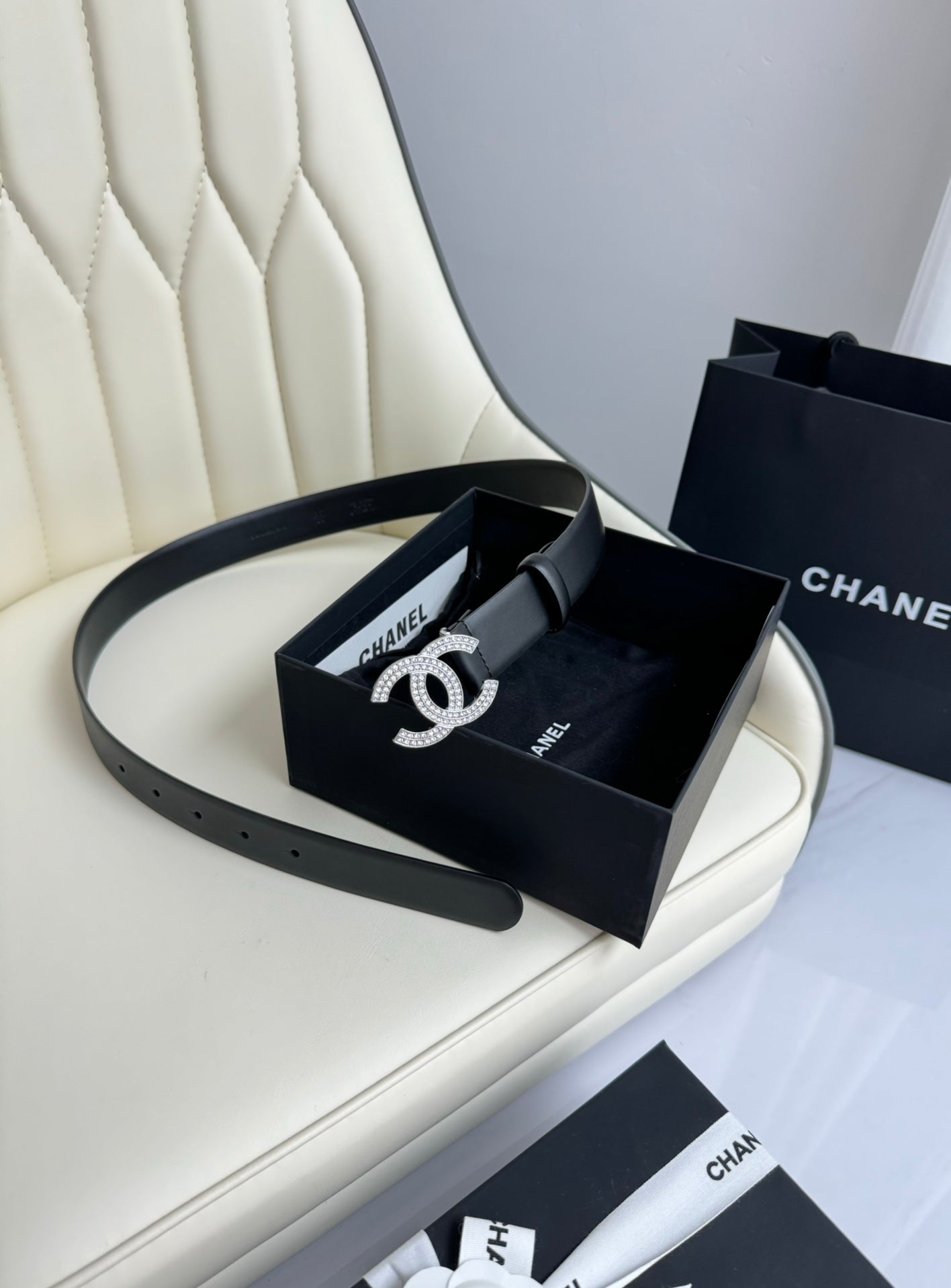 CHANEL BELT 30MM IN BLACK SMOOTH CALFSKIN SILVER HARDWARE ATTACH RHINSTONES