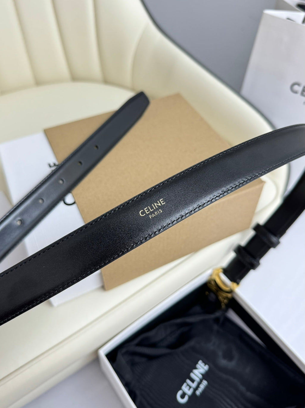 CELINE MEDIUM TRIOMPHE BELT 25MM BLACK LEATHER GOLD HARDWARE