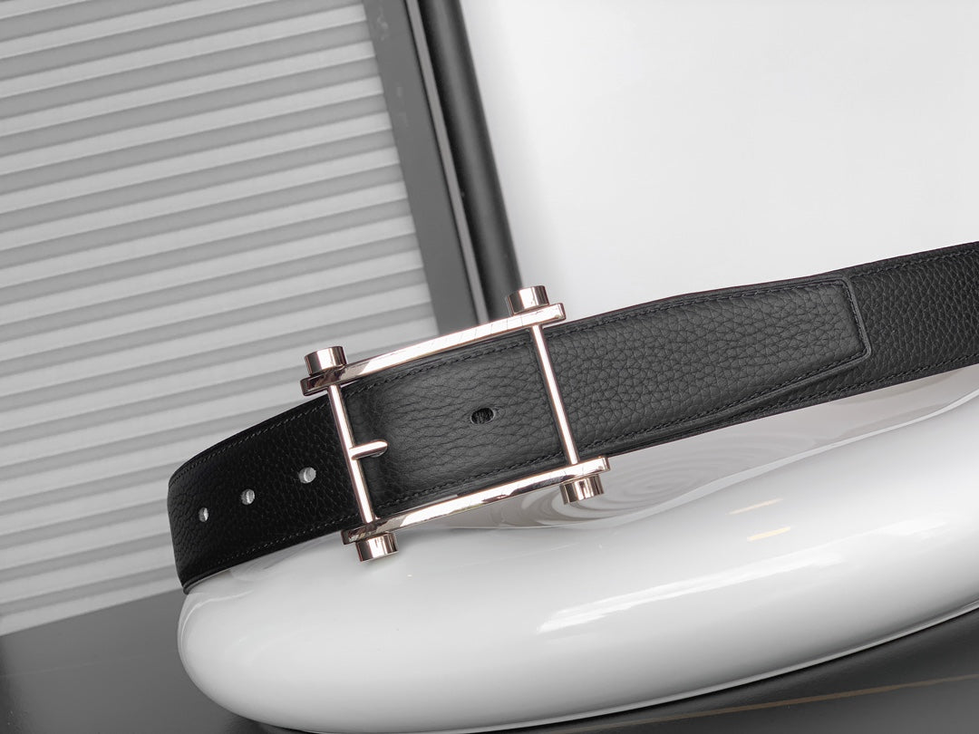 HERMES REVERSIBLE BLACK LEATHER STRAP 32 MM SILVER HARDWARE