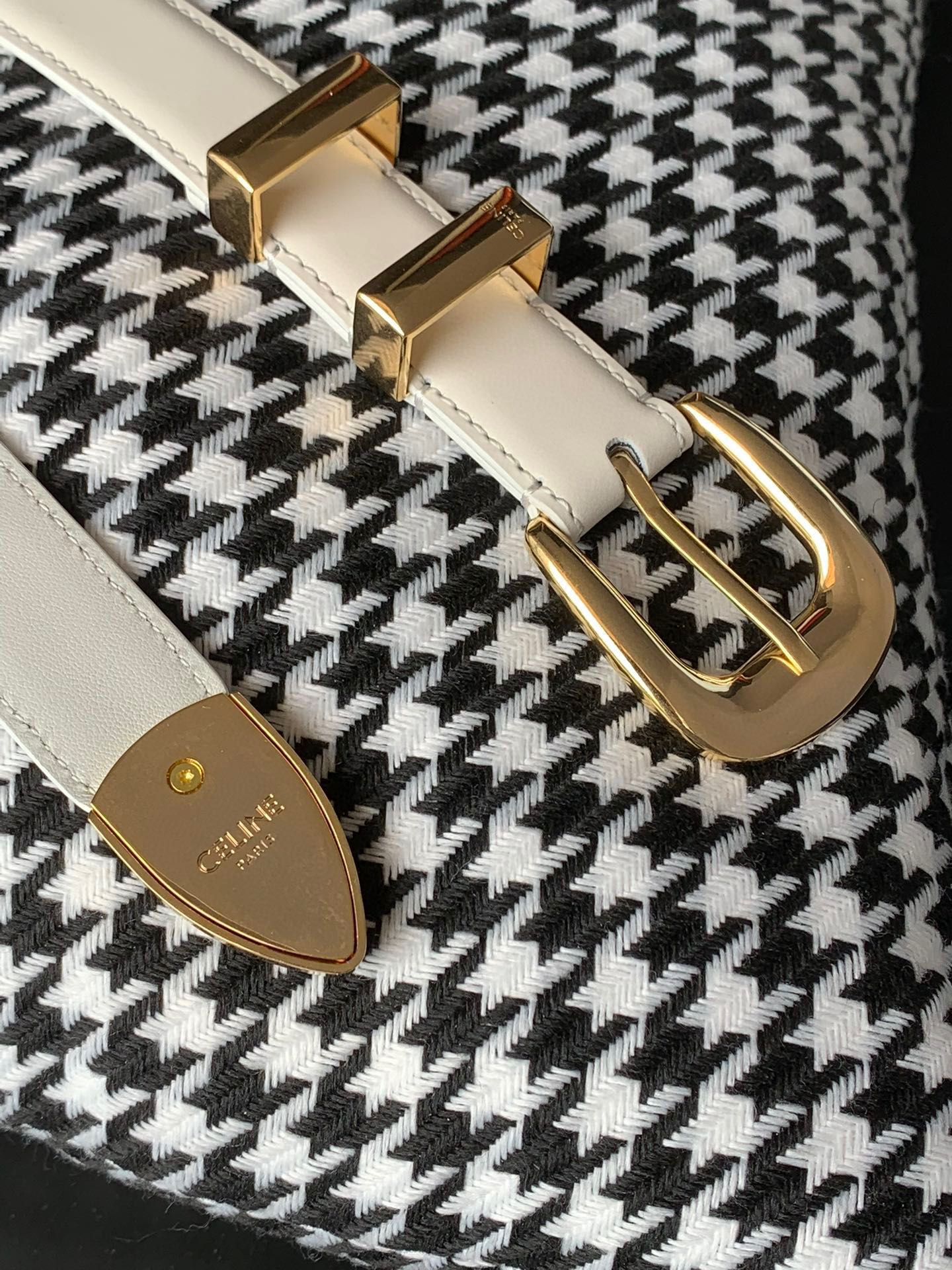CELINE BELT 25MM MEDIUM WESTERN IN IVORY CALFSKIN GOLD BUCKLE