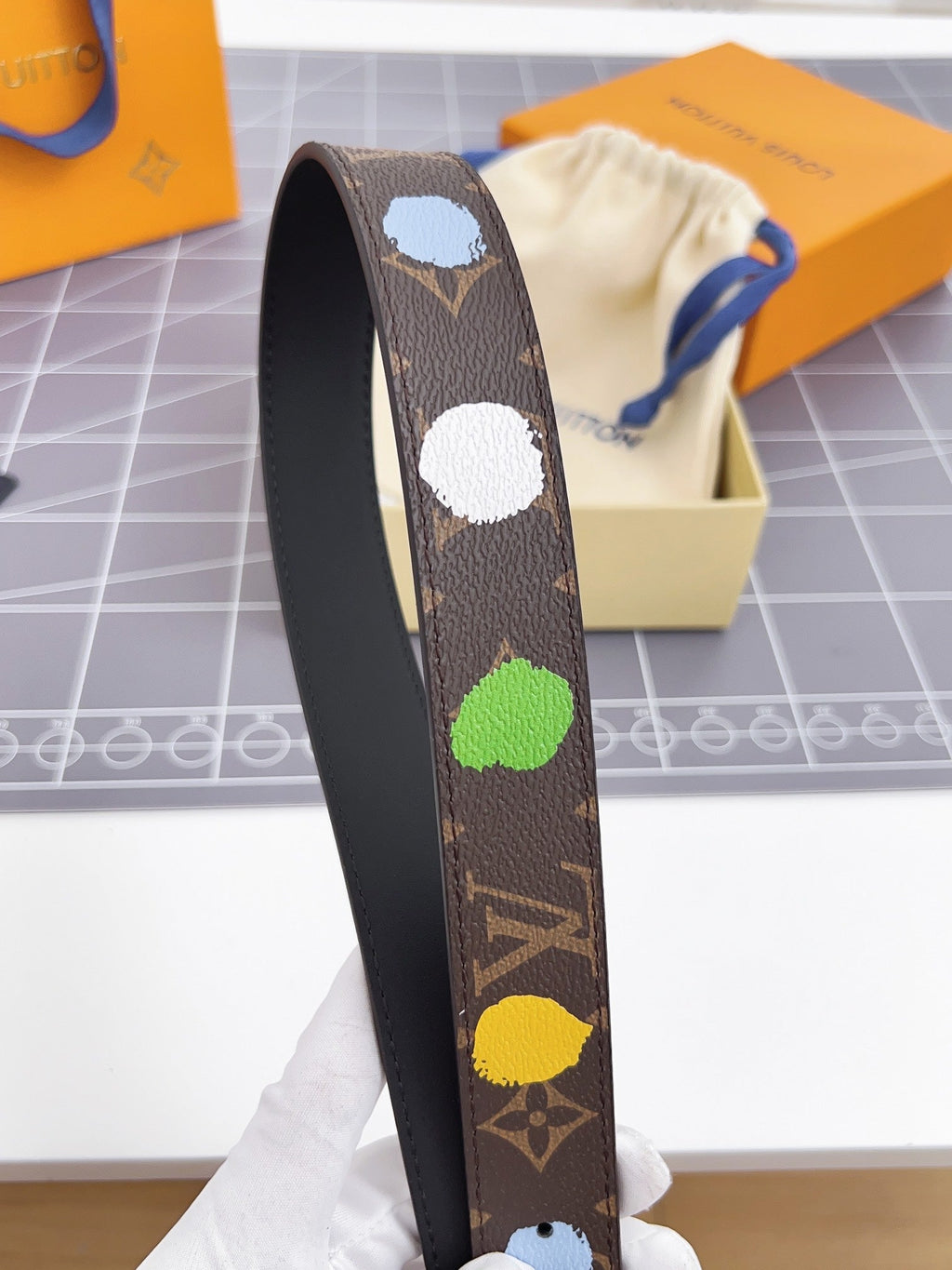 LOUIS VUITTON LV Bloom 30mm Mutilcolor Belt Silver Buckle Black Brown Leather