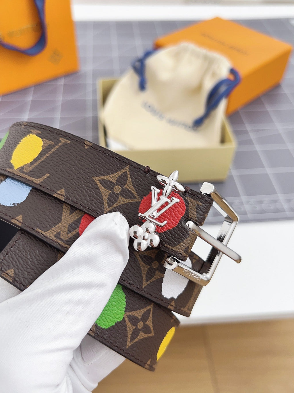 LOUIS VUITTON LV Bloom 30mm Mutilcolor Belt Silver Buckle Black Brown Leather