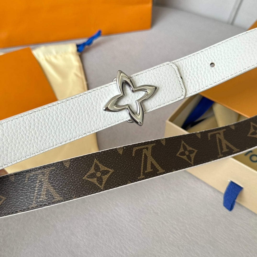 LOUIS VUITTON LV  MINI FLOWERGRAM 30MM REVERSIBLE BELT IN WHITE CALFSKIN SILVER HARDWARE