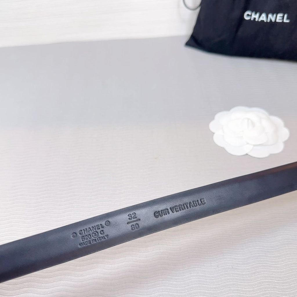 CHANEL BELT 20 MM IN DESERT SAND SMOOTH CALFSKIN SILVER HARDWARE ATTACH RHINSTONE