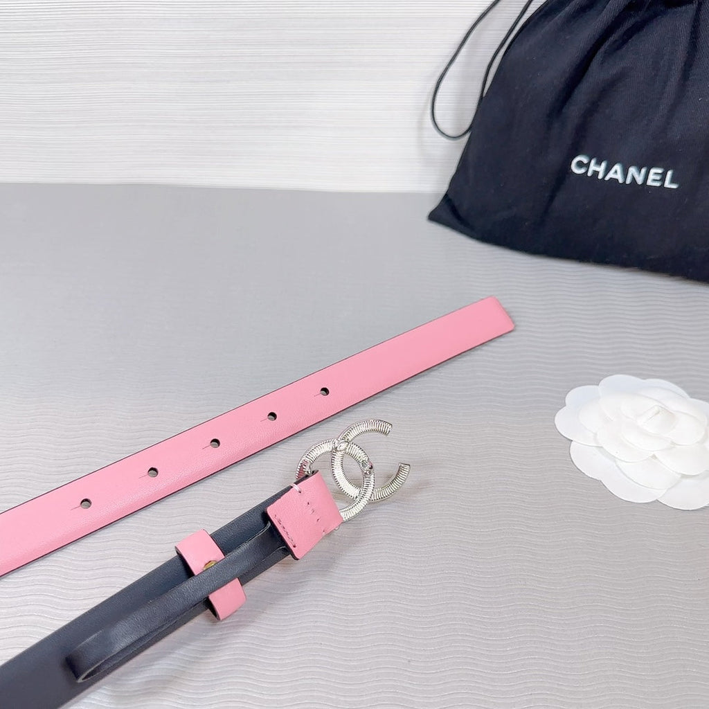 CHANEL BELT 20 MM IN TAFFY PINK SMOOTH CALFSKIN SILVER HARDWARE ATTACH RHINSTONE