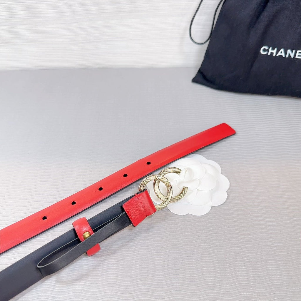 CHANEL BELT 20 MM IN CRIMSON RED SMOOTH CALFSKIN GOLD HARDWARE ATTACH RHINSTONE