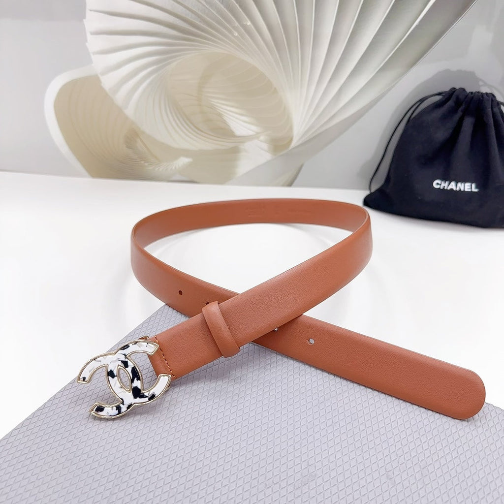 CHANEL 30MM BELT IN TIGER ORANGE SHINNY CALFSKIN WHITE LOGO