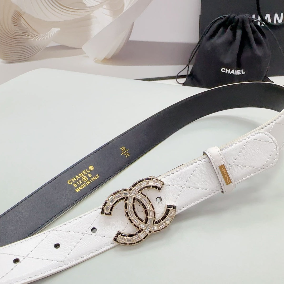 CHANEL 30MM BELT IN WHITE EMBROIDERED CALFSKIN METAL HARDWARE